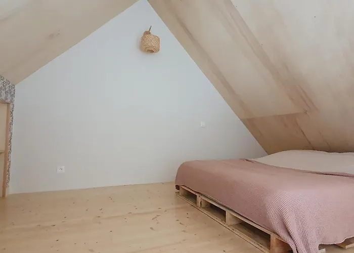 Maisonnette Avec Jardin *